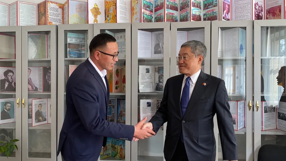 ЯПОН ӨКМӨТҮ ТАЛАС ШААРЫНДАГЫ МЕКТЕПТЕРГЕ КОЛДОО КӨРСӨТТҮ