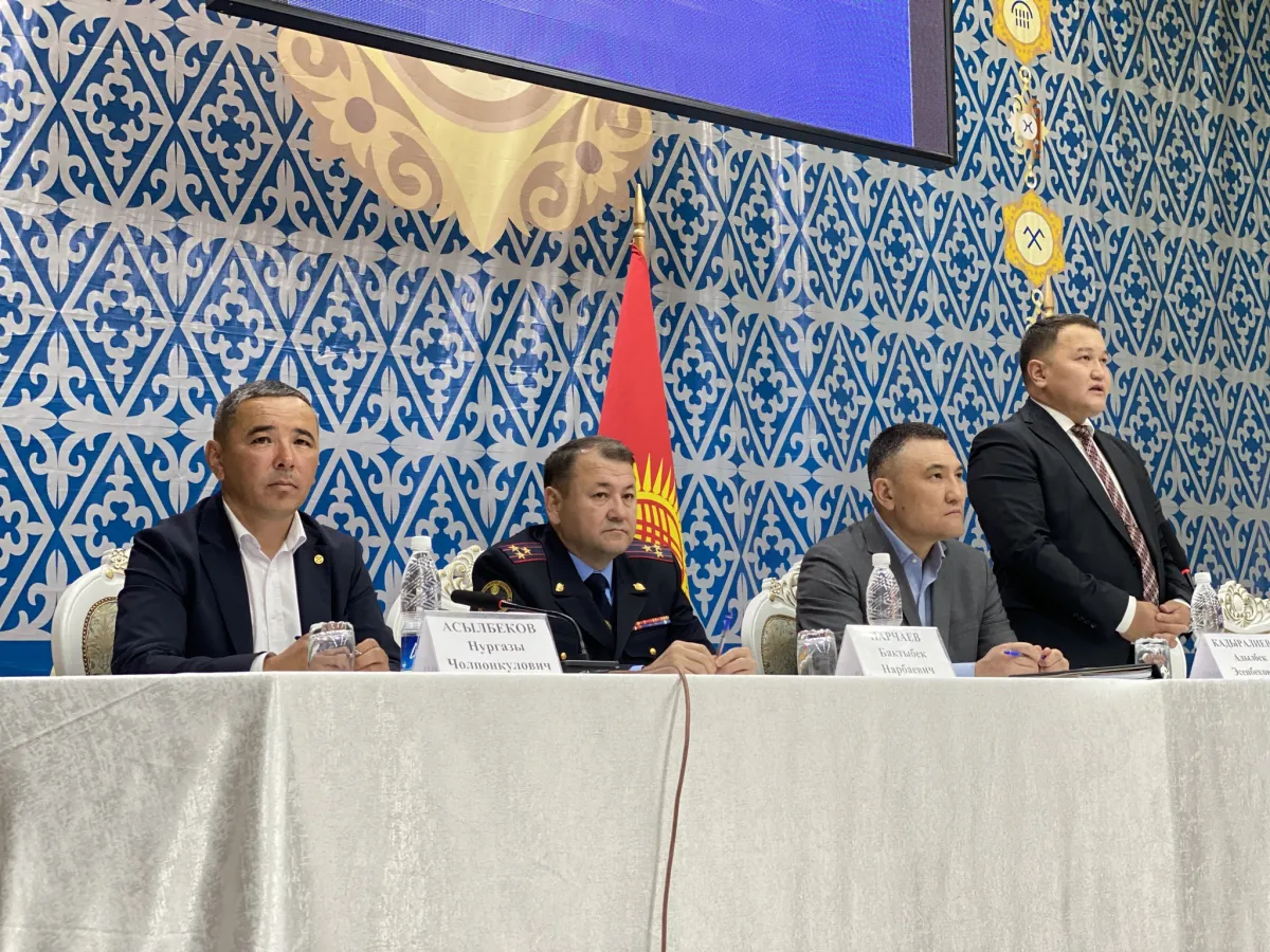 Талас шаарындагы элдик жолугушууда 180ден ашык маселе көтөрүлдү