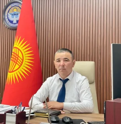 Урматтуу студенттер жана жигердүү жаштар!