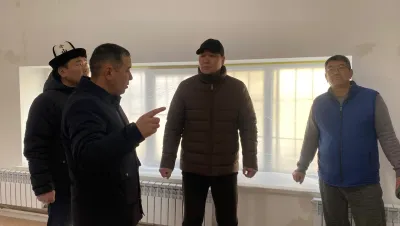 №1 «Алтын Балалык» бала бакчасын «Кербен» мейманканасынын имаратына көчүрүү иштери жүрүп жатат. Оңдоп-түзөө иштеринин 90 пайызы аяктап, пайдаланууга берилгенден кийин 300гө жакын бала үчүн орун түзүлөт.