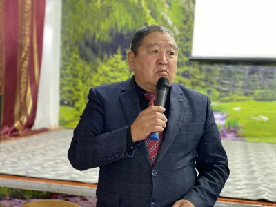 Талас шаарында мектеп окуучулары менен жолугушуу өткөрүлдү