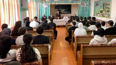 Талас шаарында мектеп окуучулары менен кезектеги жолугушуу өткөрүлдү