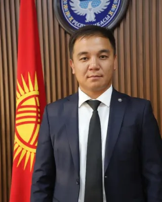 Урматтуу радио жана телевидение кызматкерлери!
